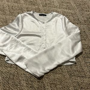 White silk Kendall and Kylie button long sleeve size small
